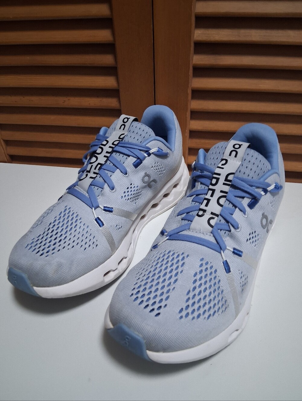 On Cloudsurfer Heather/White Womens Running Sneakers Size 9.5 - Picture 3 of 7